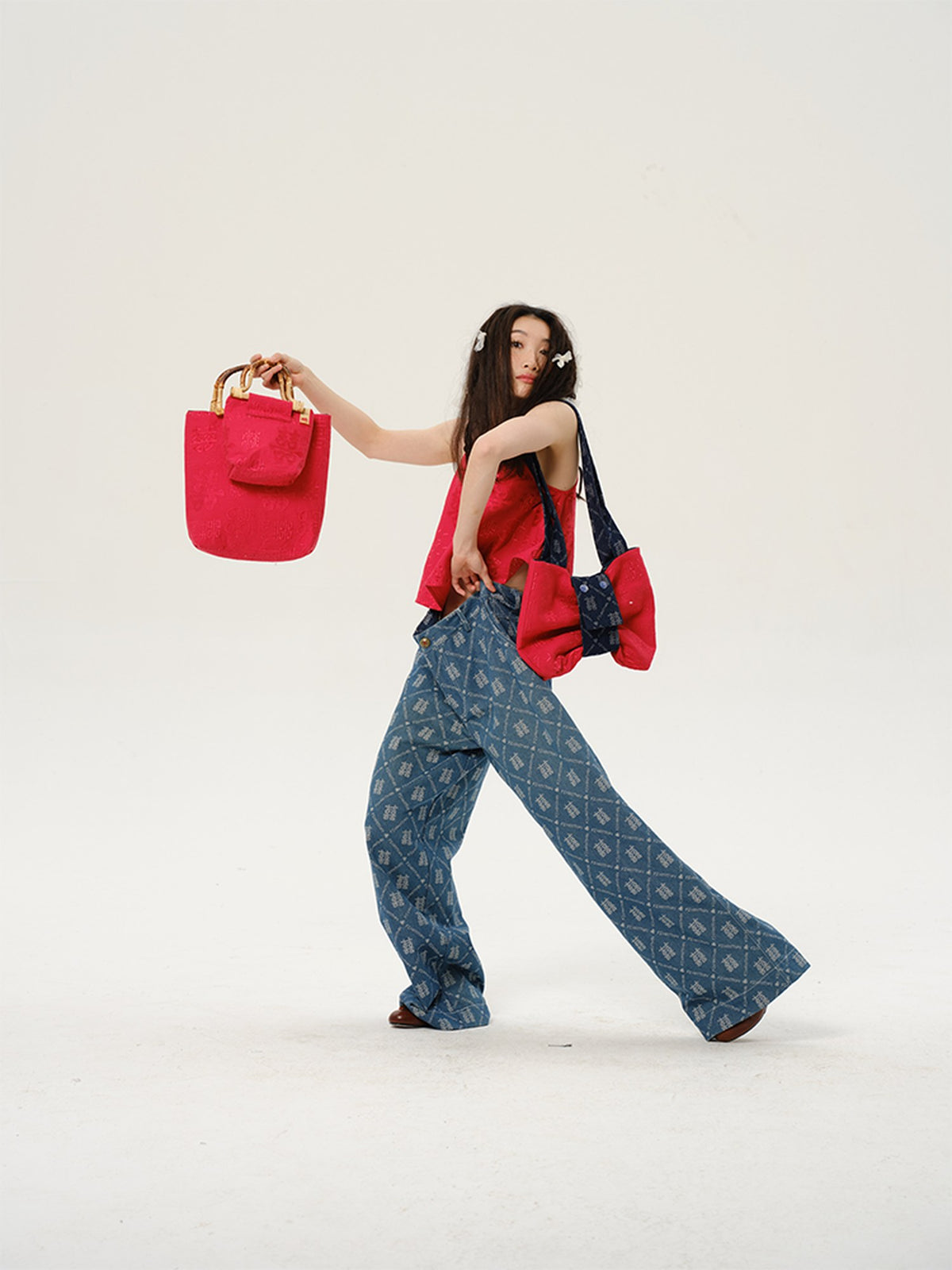 Xi Fang, red